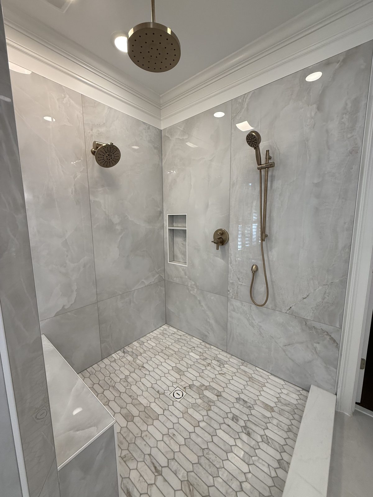 Bathroom renovation by KV Multisolutions