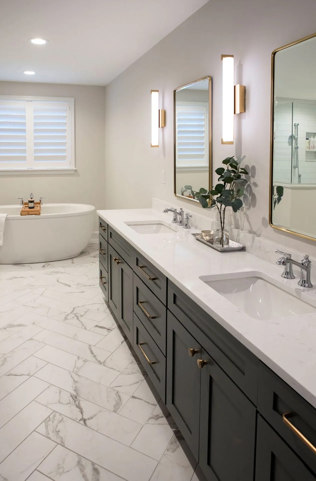 Kitchen cabinetry & vanity by KV Multisolutions