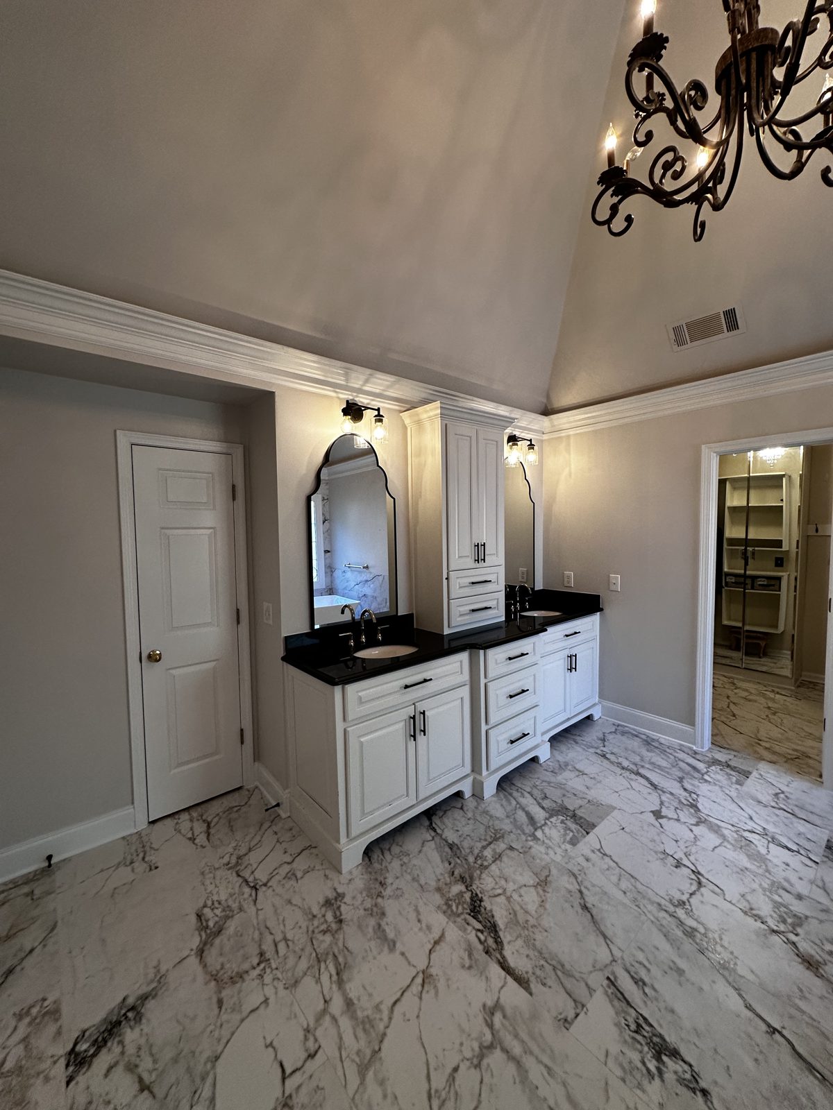 Kitchen cabinetry & vanity by KV Multisolutions