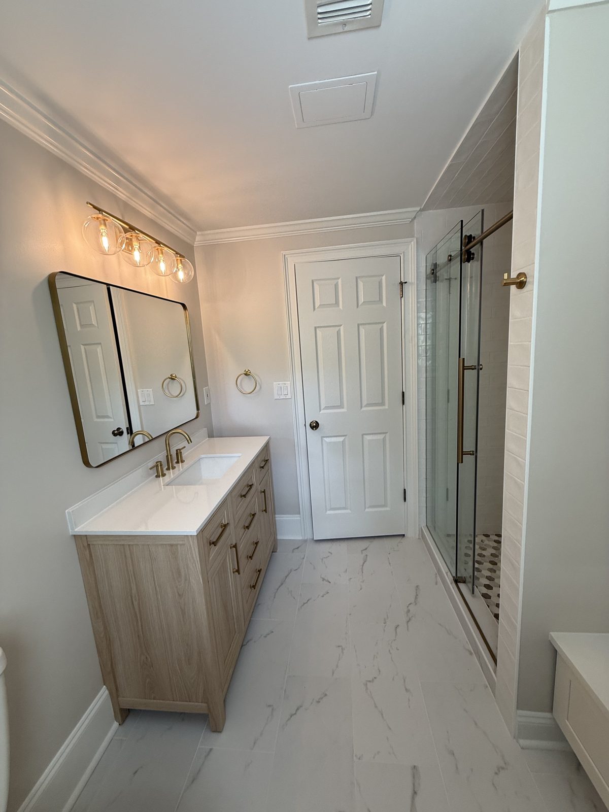 Kitchen cabinetry & vanity by KV Multisolutions