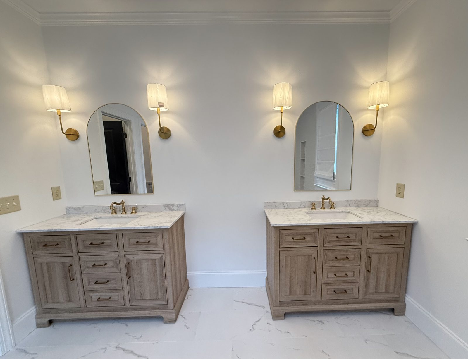 Kitchen cabinetry & vanity by KV Multisolutions